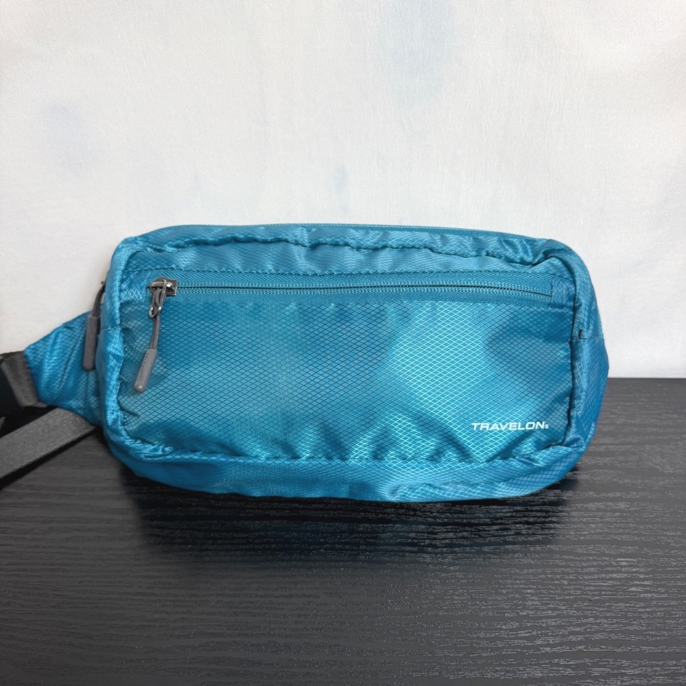 Travelon World Travel Essential RFID Convertible Sling/Waist Pack Blue Ripstop - Picture 7 of 7